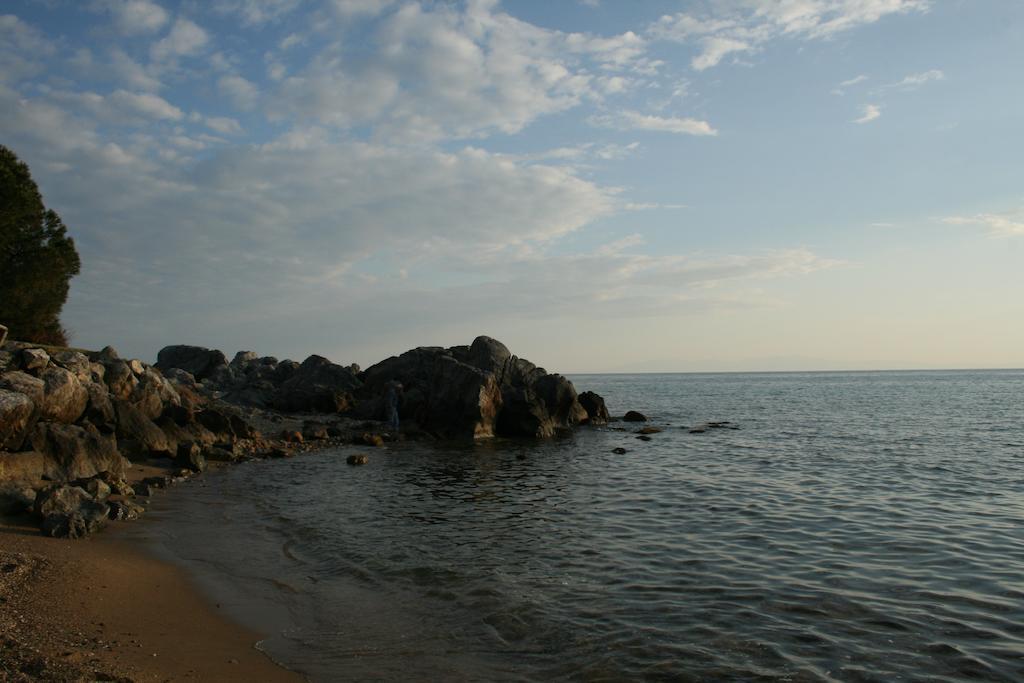 Xenios Loutra Village Karnagio Exteriör bild